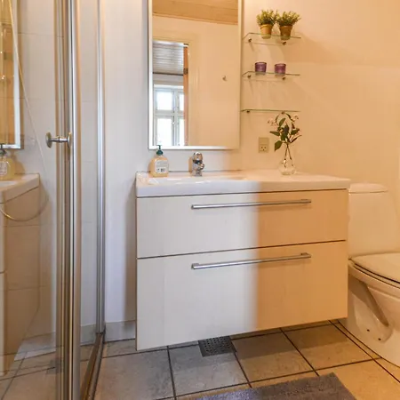 Gorgeous In With Wifi Holiday home