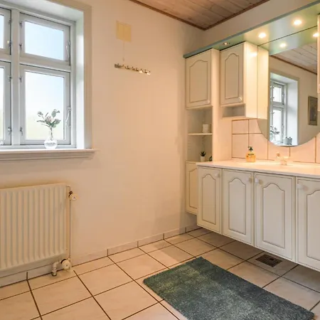 Gorgeous In With Wifi Гриннстед